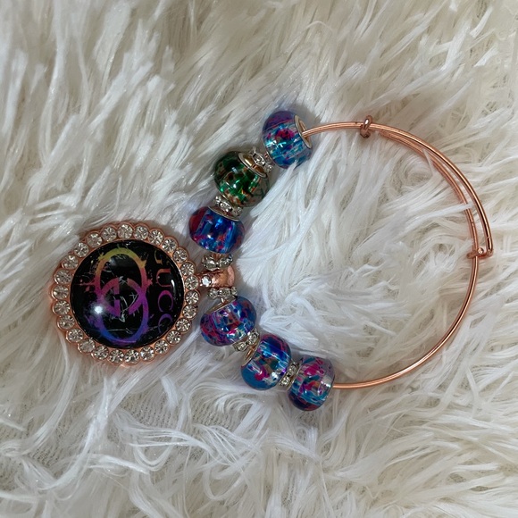 Bracelets - Picture 2 of 3